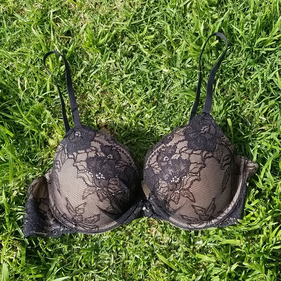 Maidenform Other - Maidenform Women's Comfort Push-up Bra